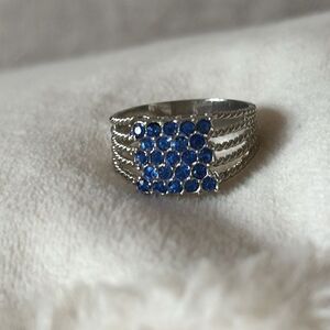 Vintage Crystal Cocktail Ring!